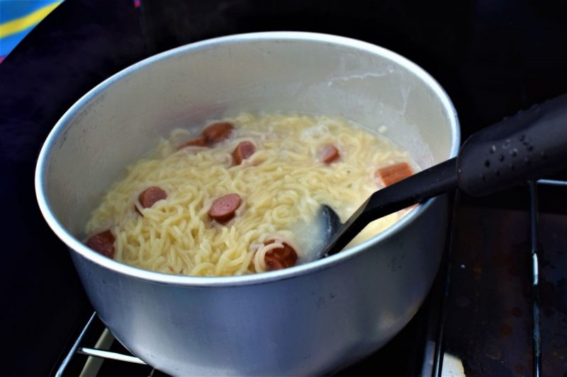 Meal-planning-camping-
