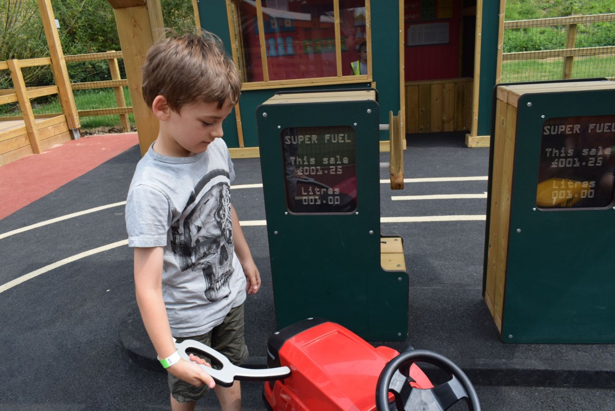 JCB Young Driver's Zone at Springfields Adventureland