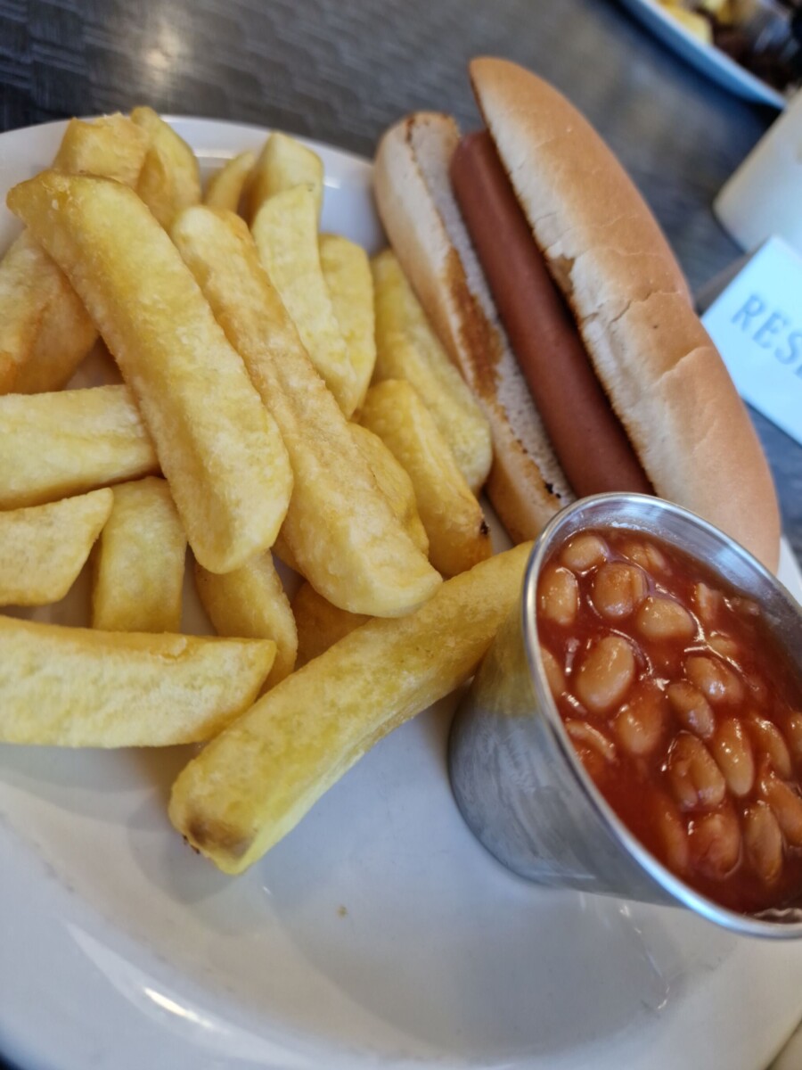 Children's Hotdog meal at Sara's Tearoom